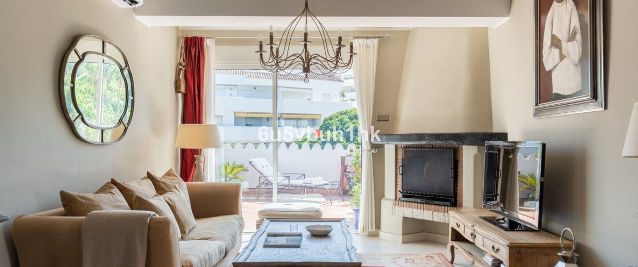 Resale - apartment - Marbella - Nueva Andalucía