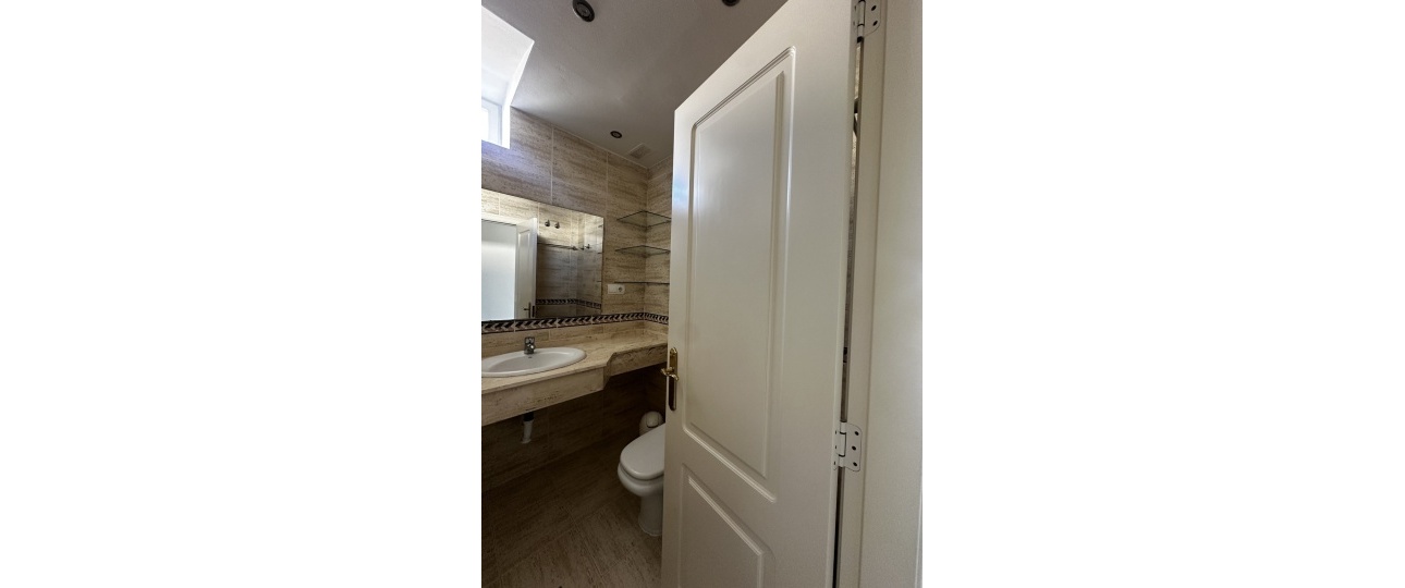 Resale - apartment - Marbella - Nueva Andalucía