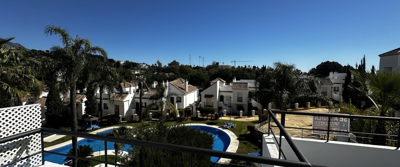 Resale - apartment - Marbella - Nueva Andalucía