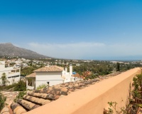Resale - apartment - Marbella - Nueva Andalucía