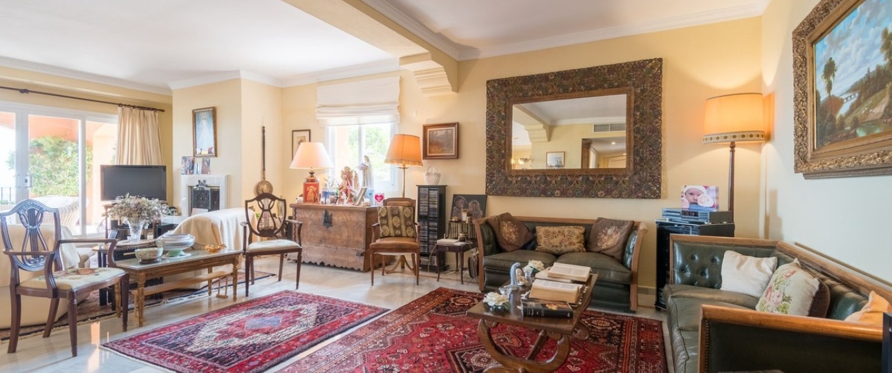 Resale - apartment - Marbella - Nueva Andalucía