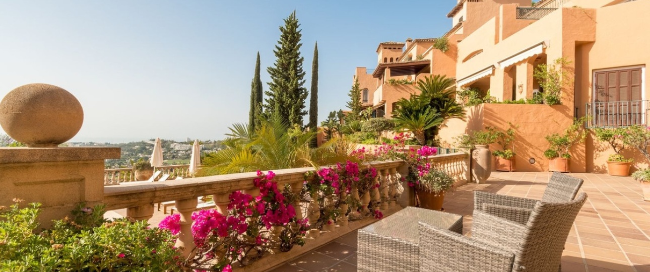 Resale - apartment - Marbella - Nueva Andalucía