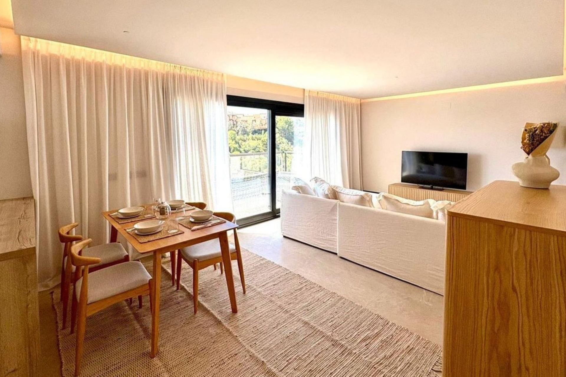 Resale - apartment - Marbella - Nueva Andalucía