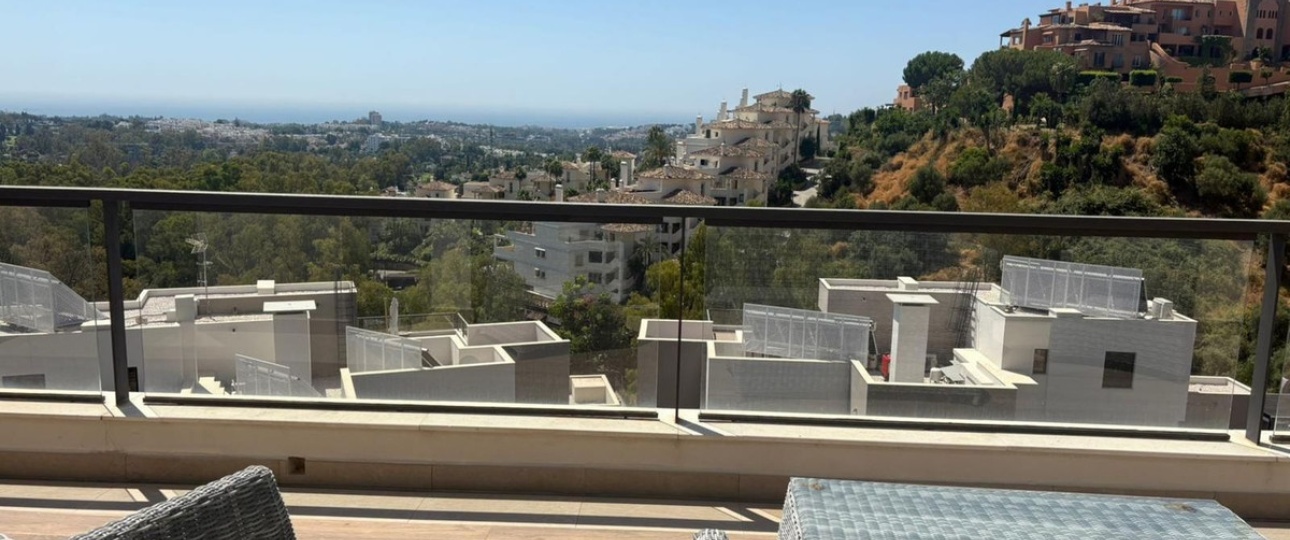 Resale - apartment - Marbella - Nueva Andalucía