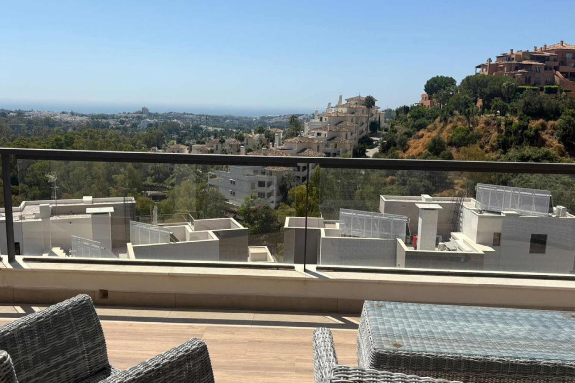 Resale - apartment - Marbella - Nueva Andalucía