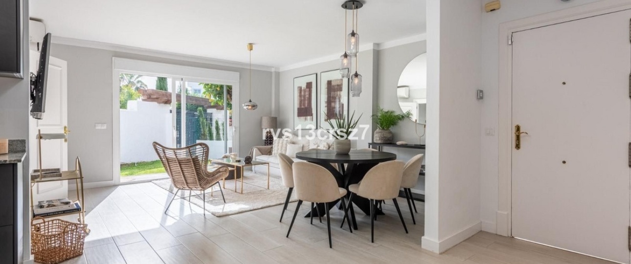 Resale - apartment - Marbella - Nueva Andalucía
