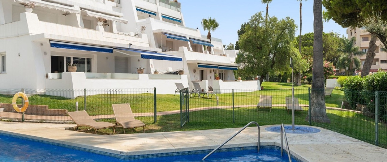 Resale - apartment - Marbella - Nueva Andalucía