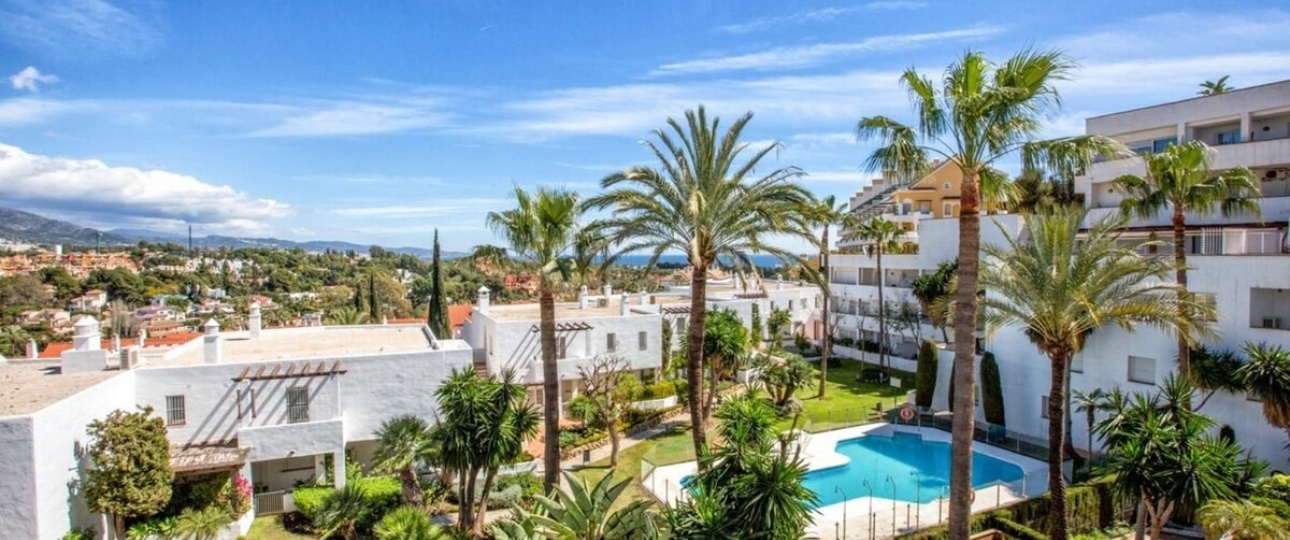 Resale - apartment - Marbella - Nueva Andalucía