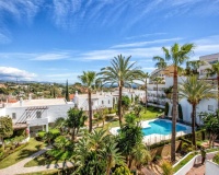 Resale - apartment - Marbella - Nueva Andalucía