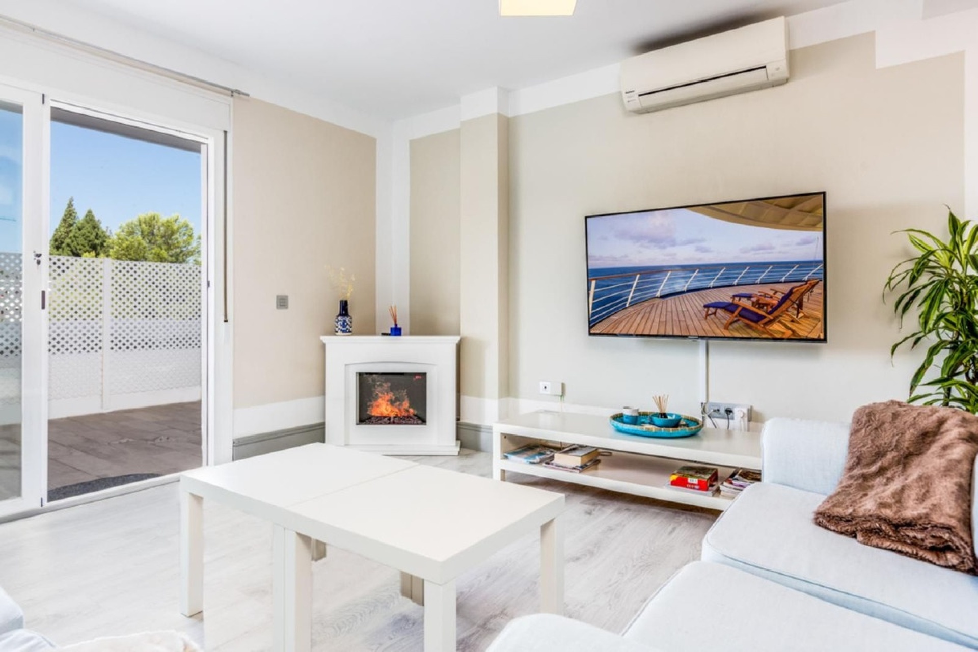 Resale - apartment - Marbella - Nueva Andalucía