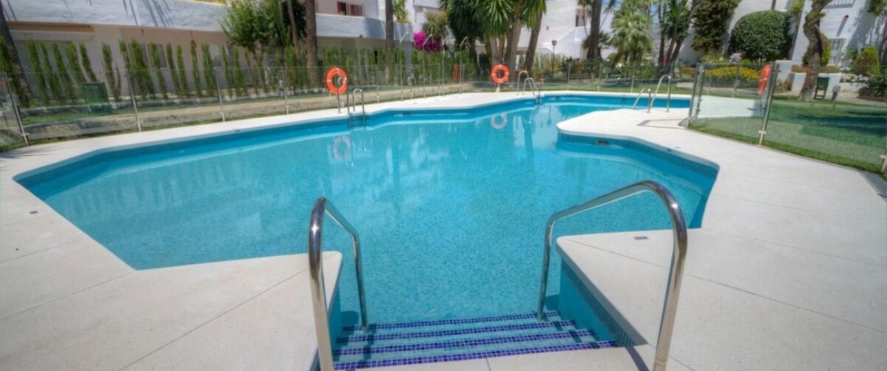 Resale - apartment - Marbella - Nueva Andalucía