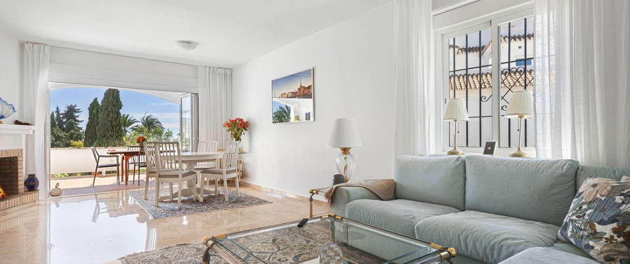 Resale - apartment - Marbella - Nueva Andalucía