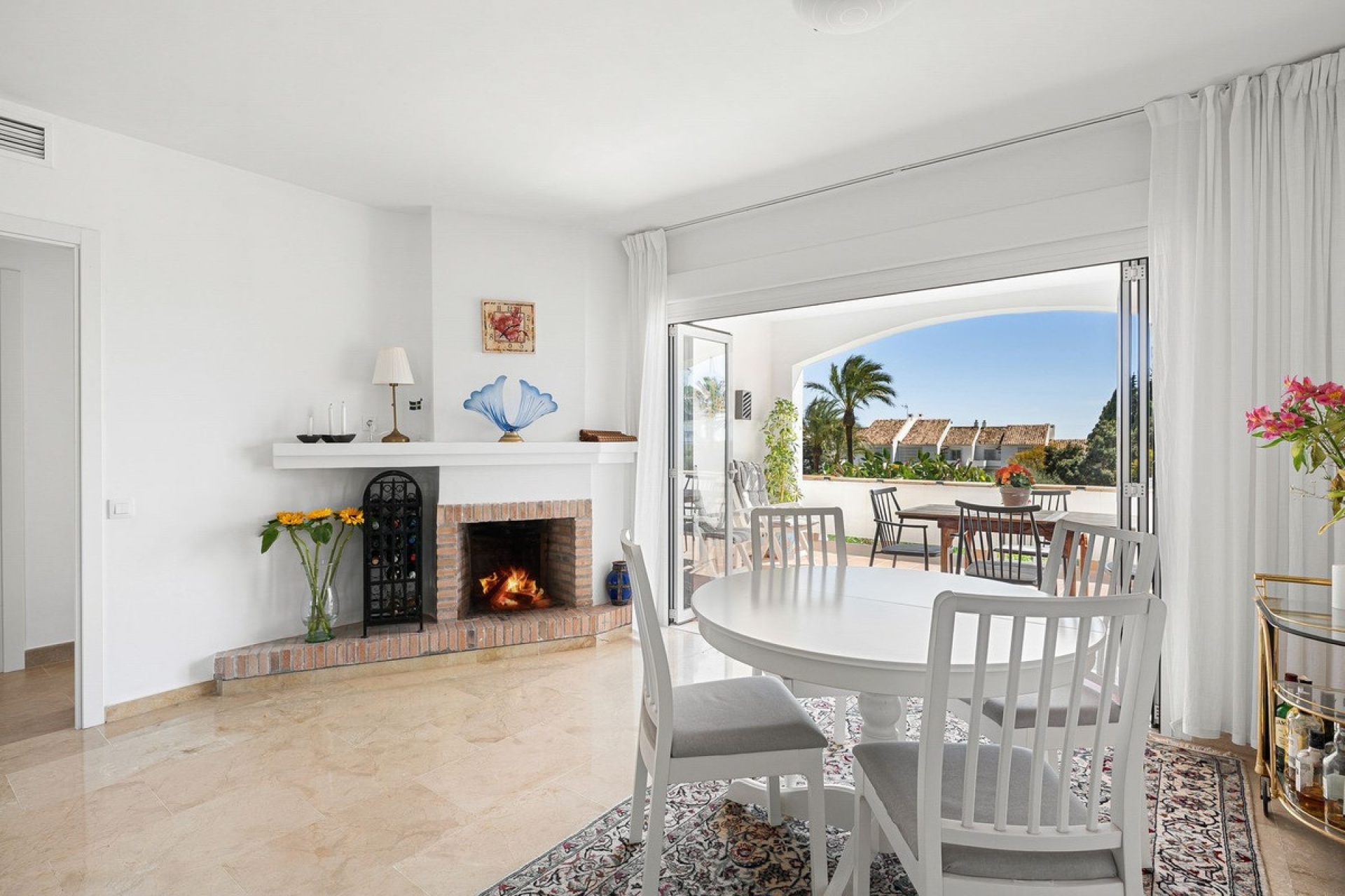 Resale - apartment - Marbella - Nueva Andalucía