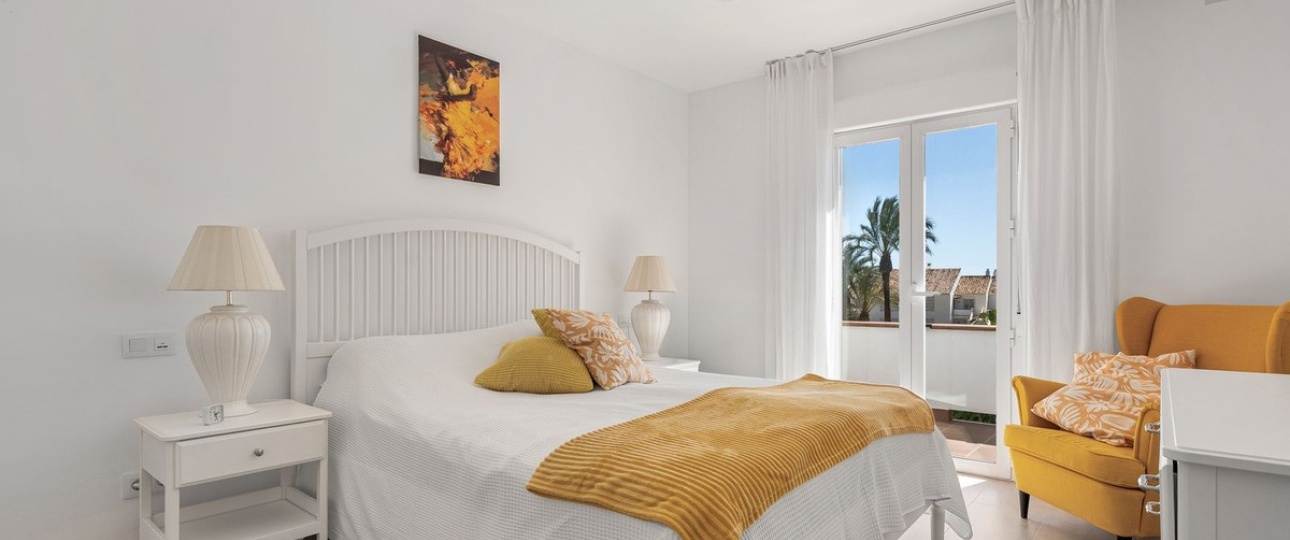 Resale - apartment - Marbella - Nueva Andalucía