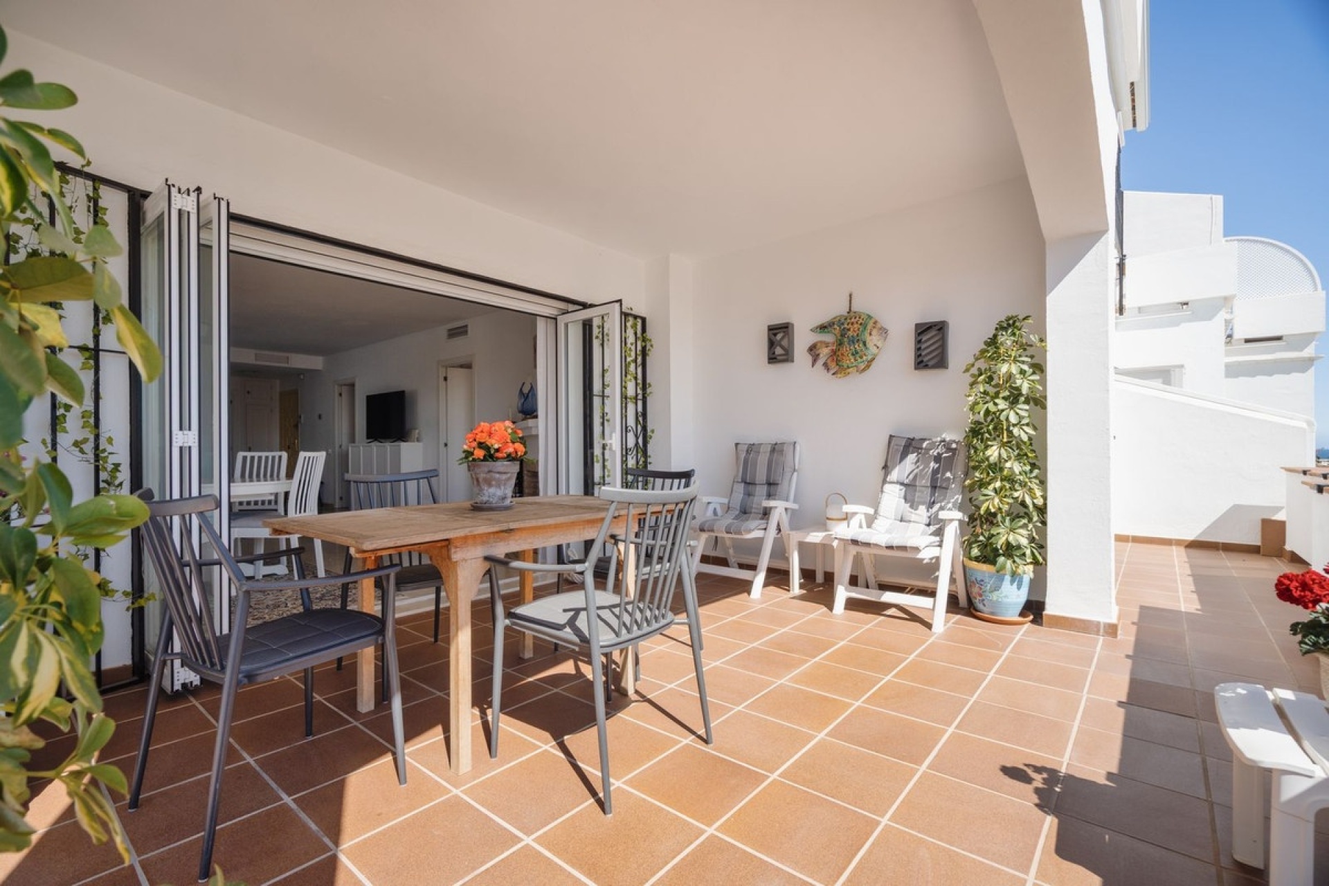 Resale - apartment - Marbella - Nueva Andalucía