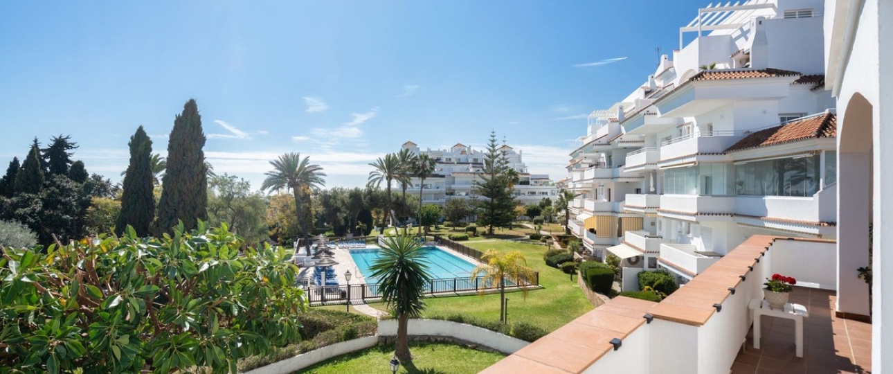 Resale - apartment - Marbella - Nueva Andalucía