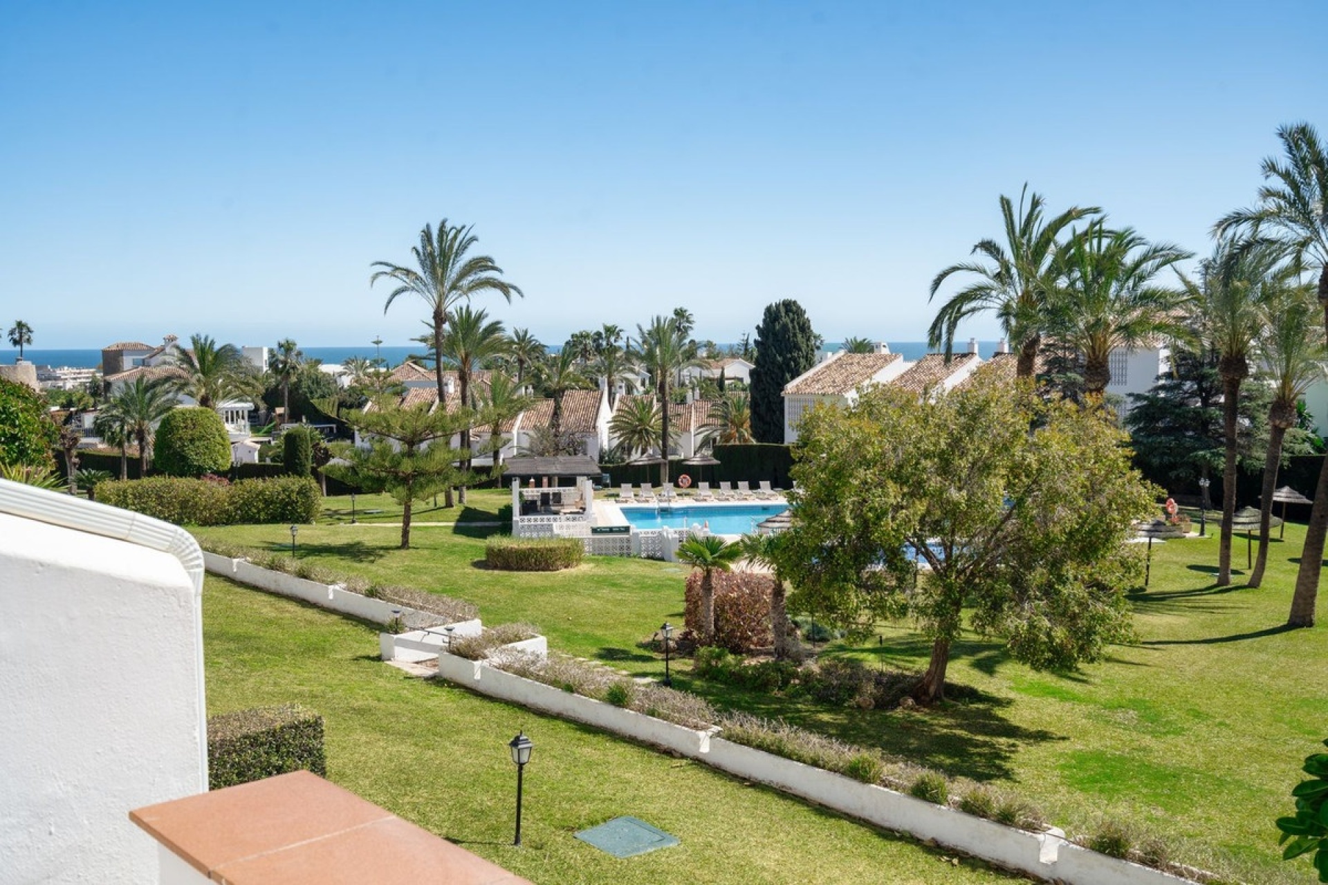 Resale - apartment - Marbella - Nueva Andalucía