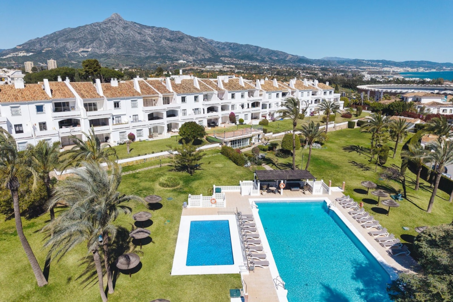 Resale - apartment - Marbella - Nueva Andalucía