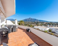 Resale - apartment - Marbella - Nueva Andalucía