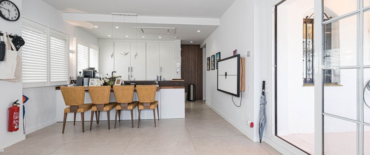 Resale - apartment - Marbella - Nueva Andalucía