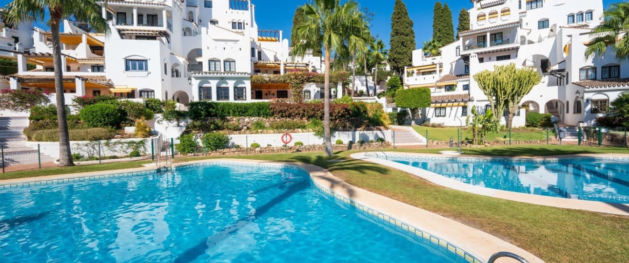 Resale - apartment - Marbella - Nueva Andalucía