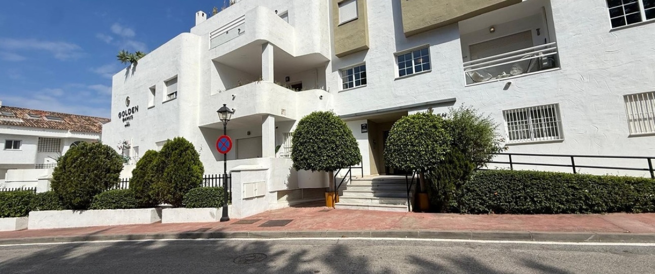 Resale - apartment - Marbella - Nueva Andalucía