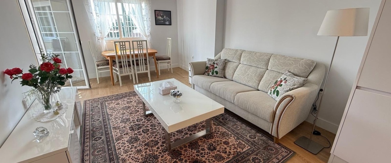 Resale - apartment - Marbella - Nueva Andalucía