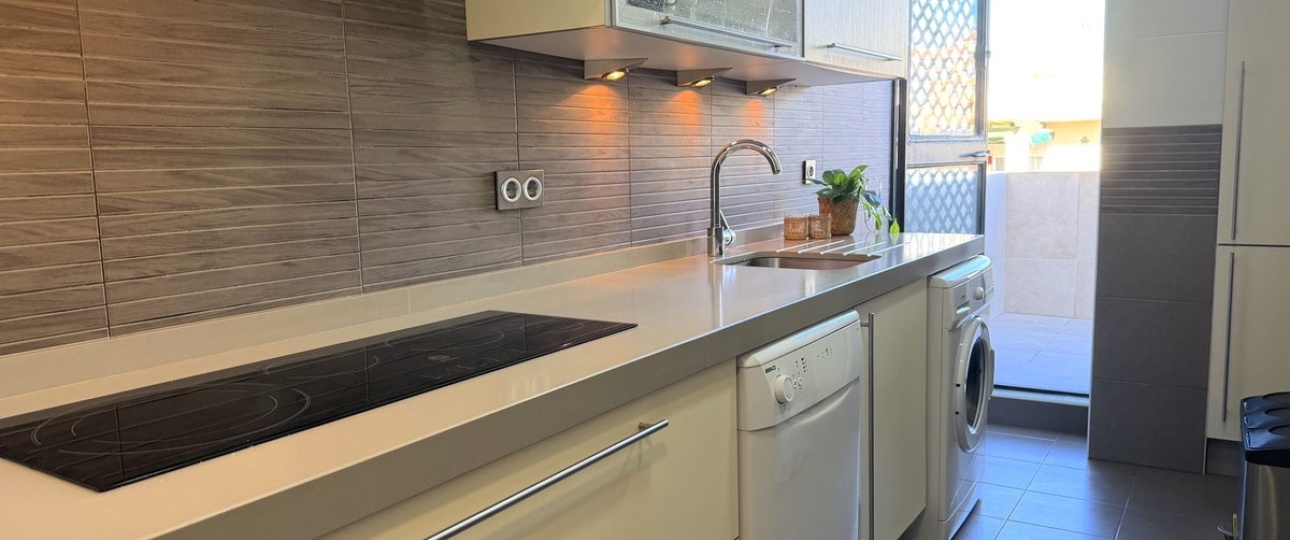 Resale - apartment - Marbella - Nueva Andalucía