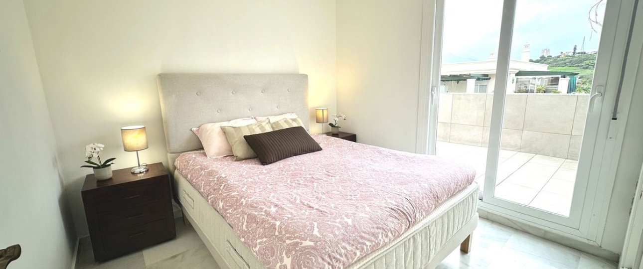 Resale - apartment - Marbella - Nueva Andalucía