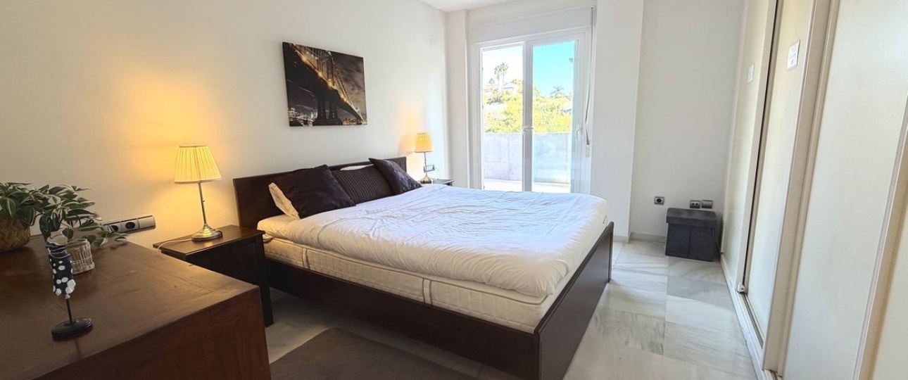 Resale - apartment - Marbella - Nueva Andalucía