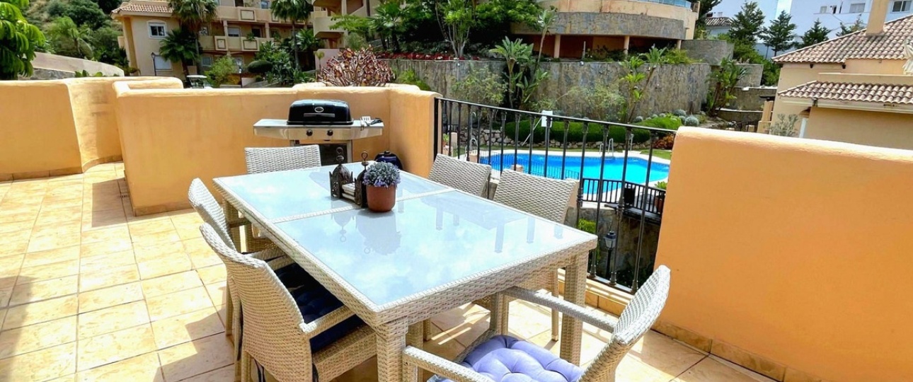 Resale - apartment - Marbella - Nueva Andalucía