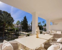 Resale - apartment - Marbella - Nueva Andalucía