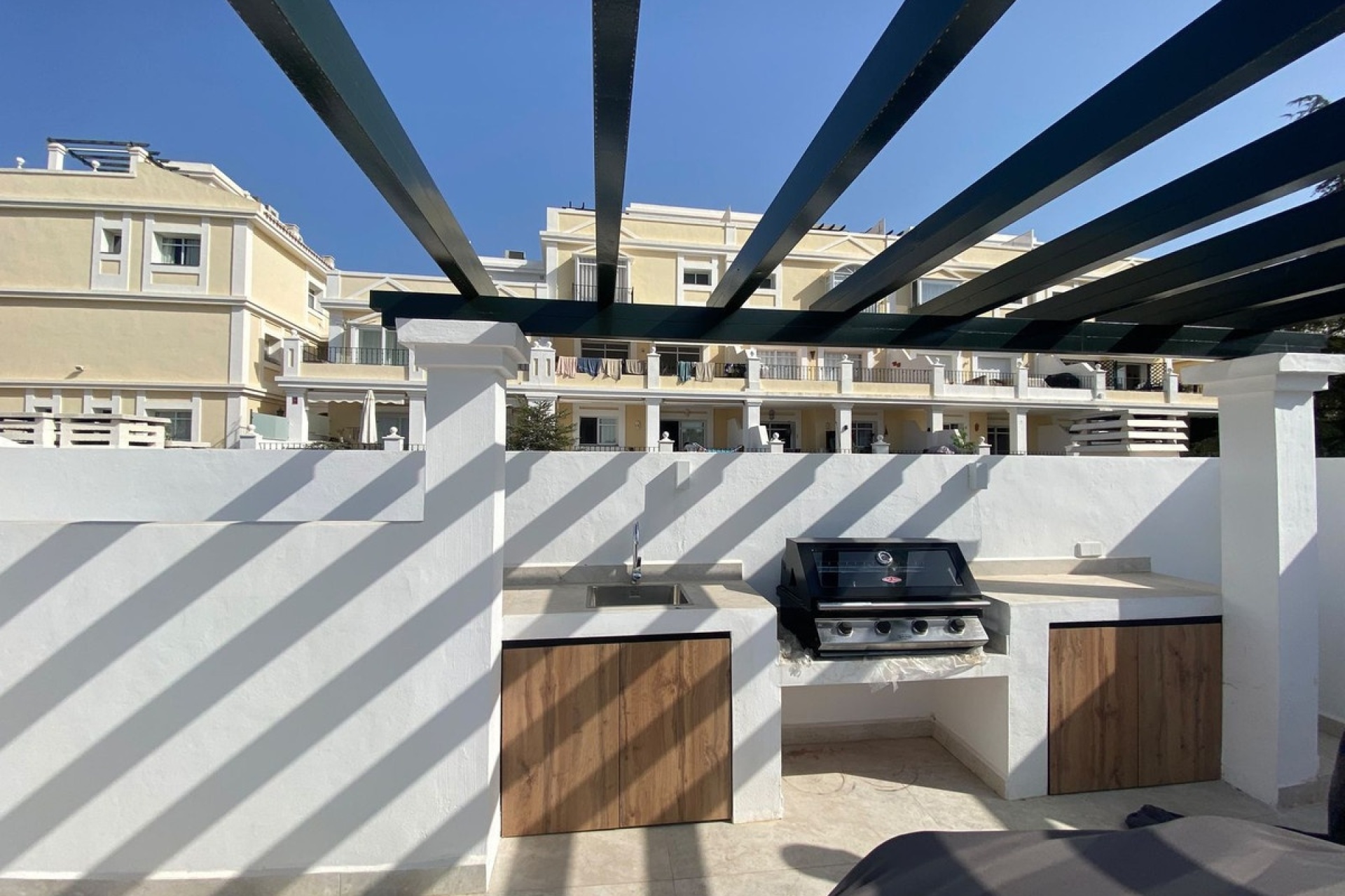 Resale - apartment - Marbella - Nueva Andalucía