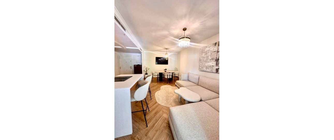 Resale - apartment - Marbella - Nueva Andalucía