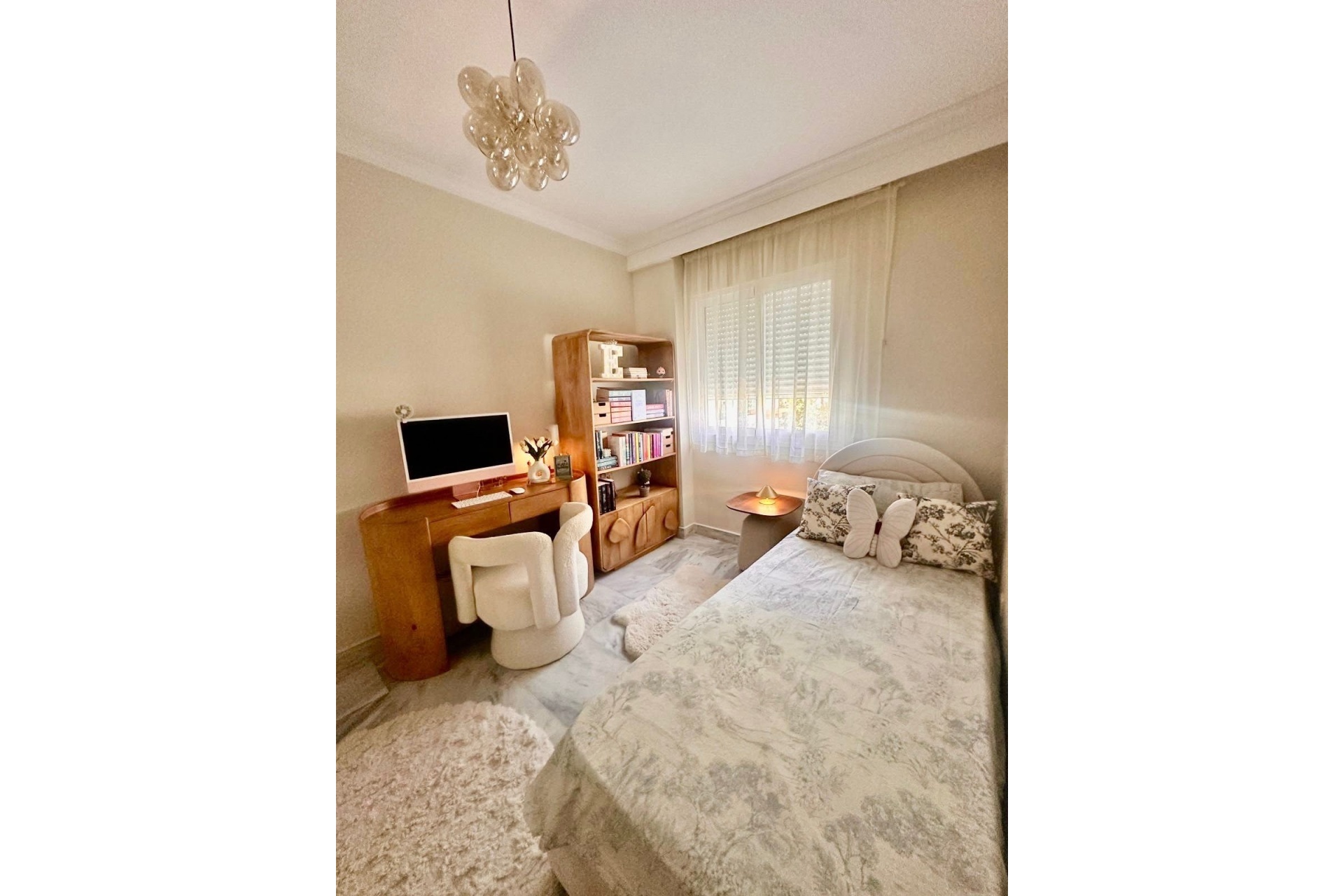 Resale - apartment - Marbella - Nueva Andalucía
