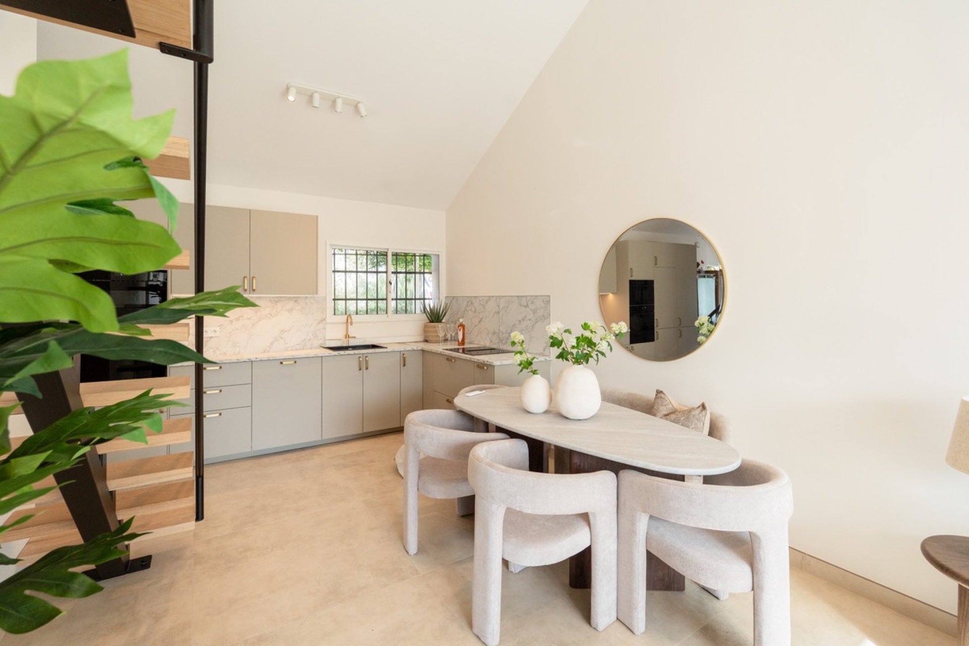 Resale - apartment - Marbella - Nueva Andalucía