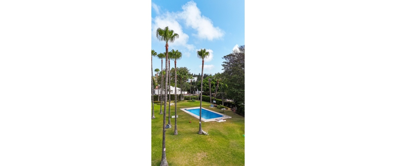 Resale - apartment - Marbella - Nueva Andalucía