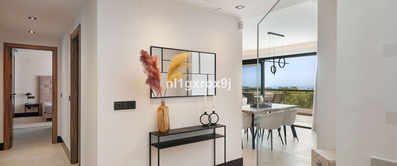 Resale - apartment - Marbella - Nueva Andalucía