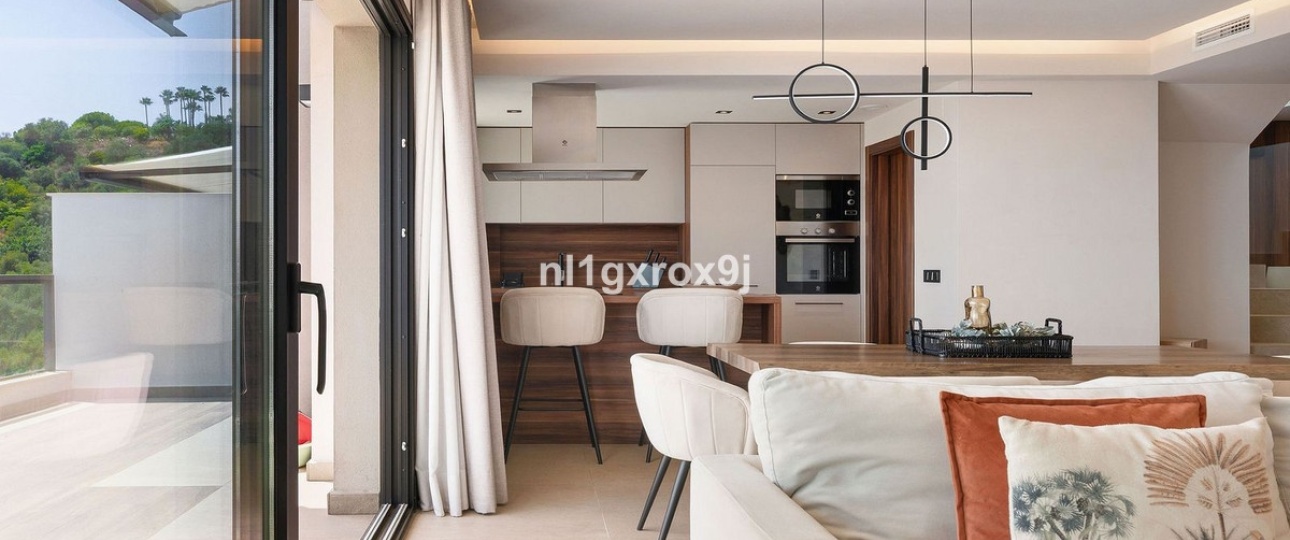 Resale - apartment - Marbella - Nueva Andalucía