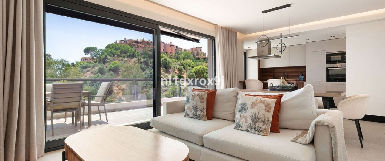Resale - apartment - Marbella - Nueva Andalucía