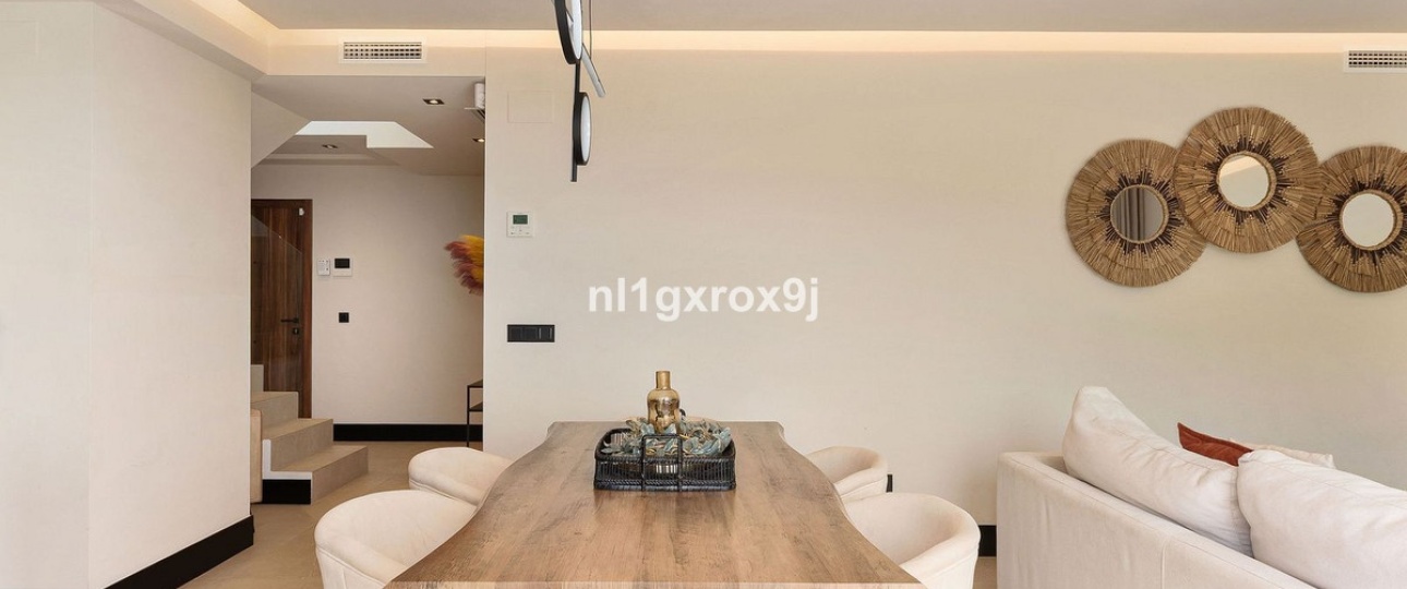 Resale - apartment - Marbella - Nueva Andalucía