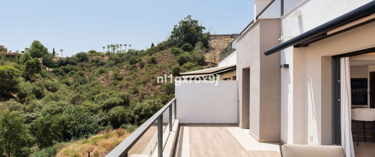 Resale - apartment - Marbella - Nueva Andalucía
