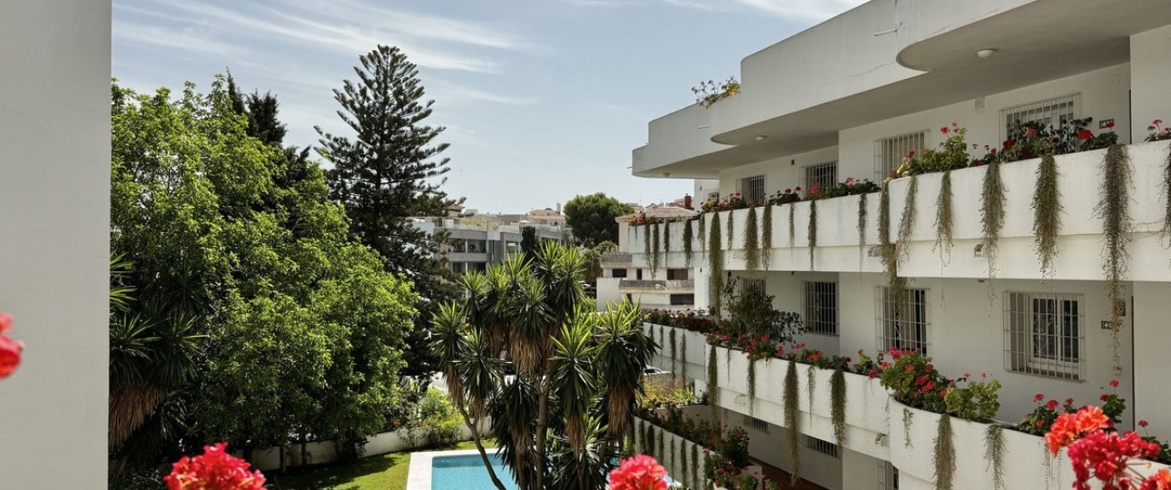 Resale - apartment - Marbella - Nueva Andalucía