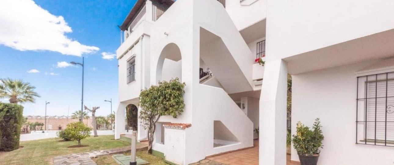 Resale - apartment - Marbella - Nueva Andalucía