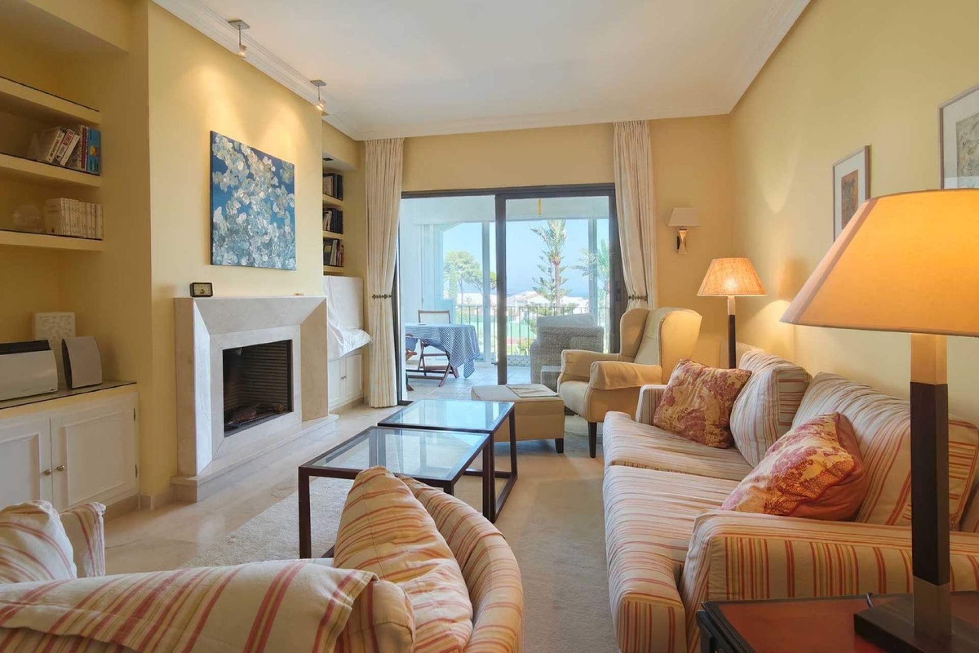 Resale - apartment - Marbella - Nueva Andalucía