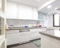 Resale - apartment - Marbella - Nueva Andalucía