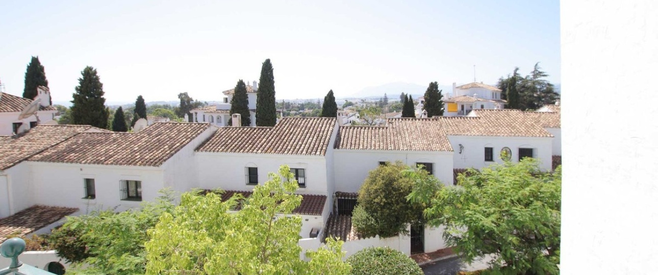 Resale - apartment - Marbella - Nueva Andalucía