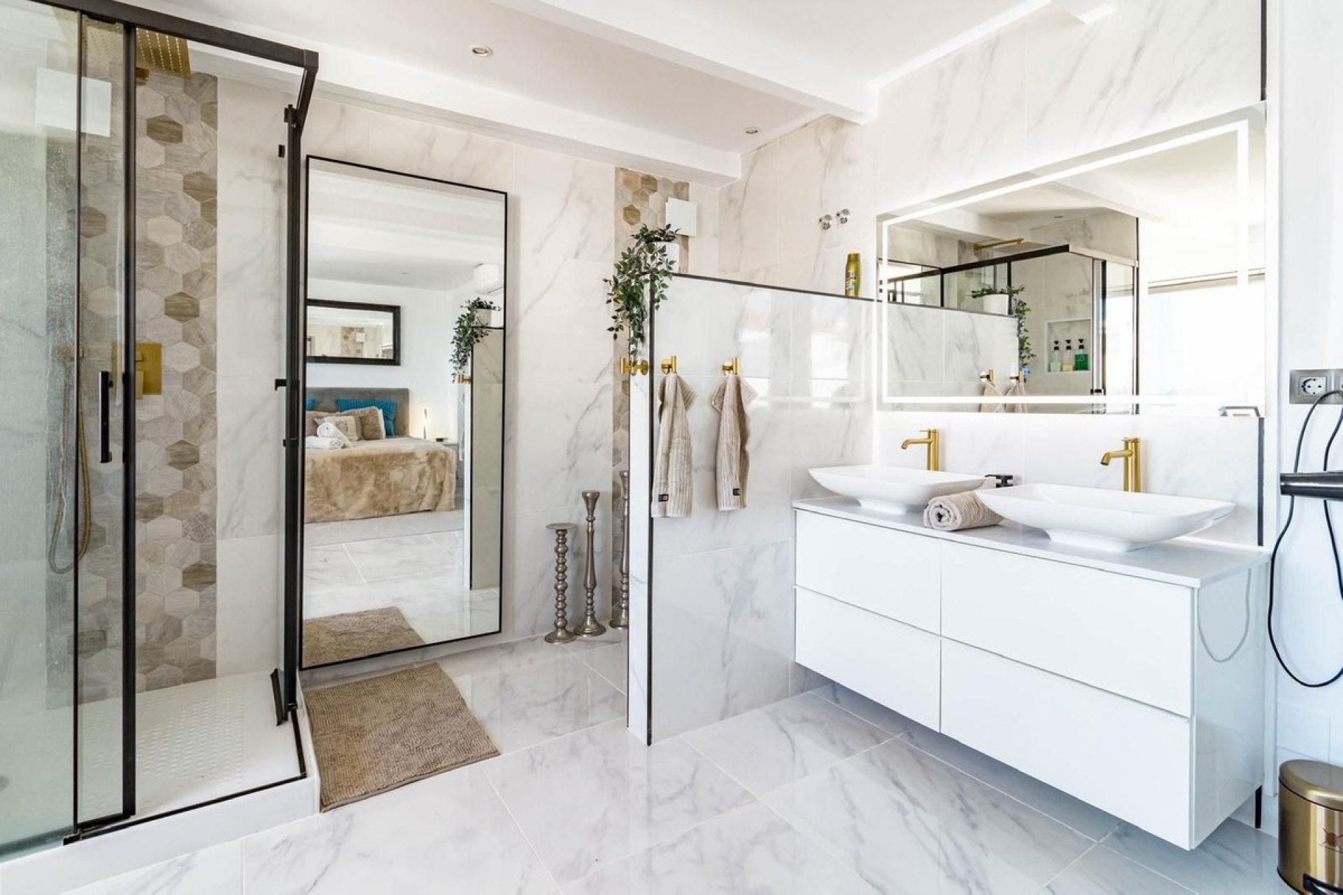Resale - apartment - Marbella - Nueva Andalucía