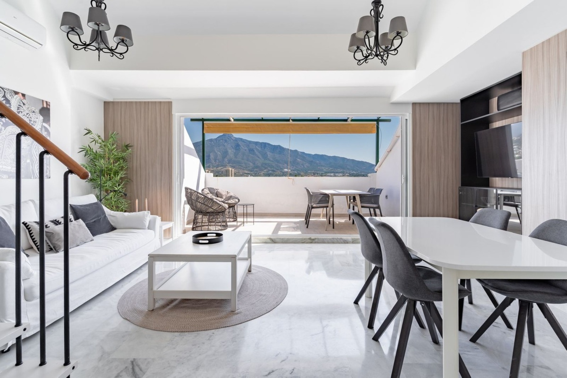 Resale - apartment - Marbella - Nueva Andalucía