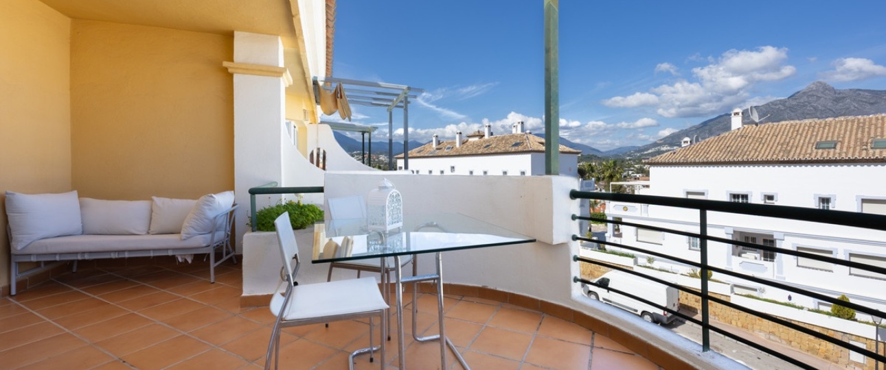 Resale - apartment - Marbella - Nueva Andalucía